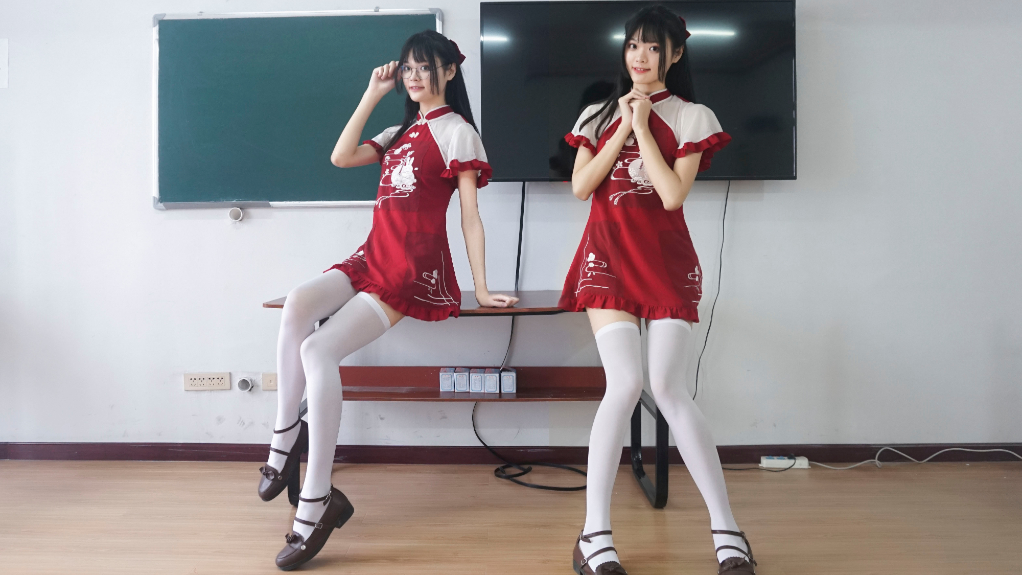 【A等生】【次元】【巨人璇】彩虹节拍【眼镜or无眼镜】湖北人宅家一个月终于疯了